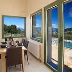 Utopia Luxury Villa *