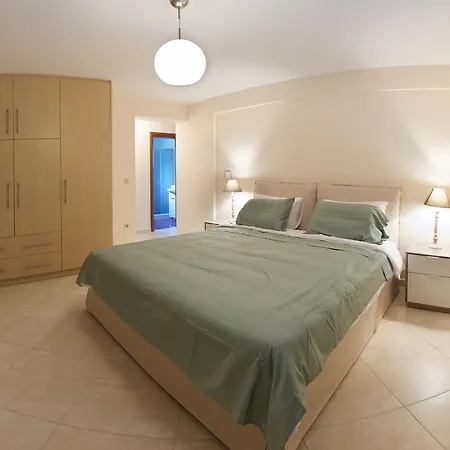 Villa Utopia Luxury *