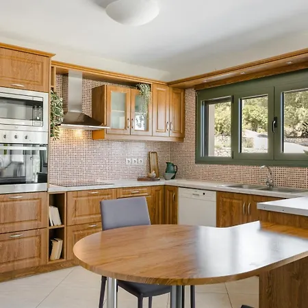 Utopia Luxury Vila Sami (Kefalonia)